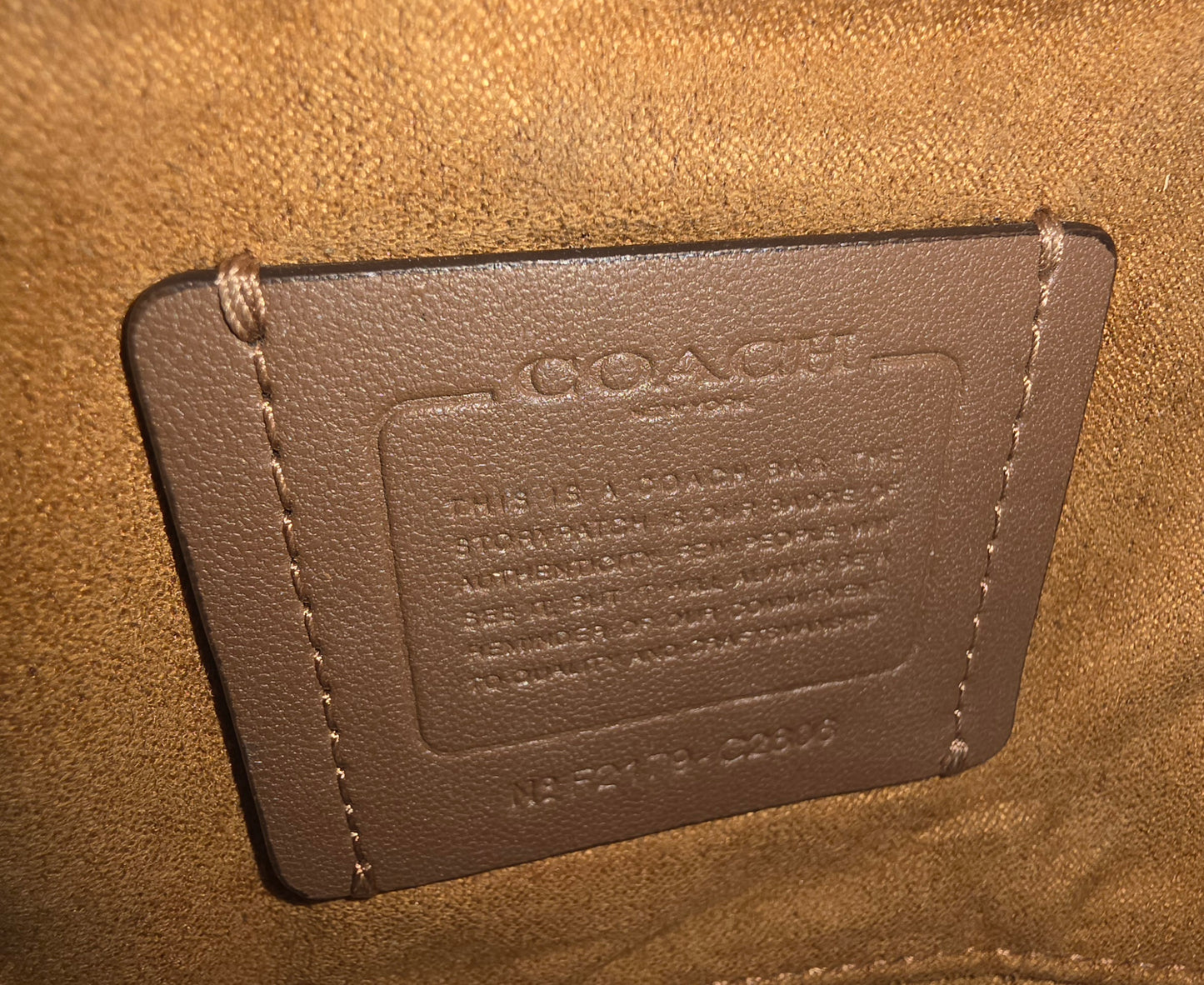 Coach Georgie Saddle Bag – Cream Leather & Signature Canvas, Gold Hardware