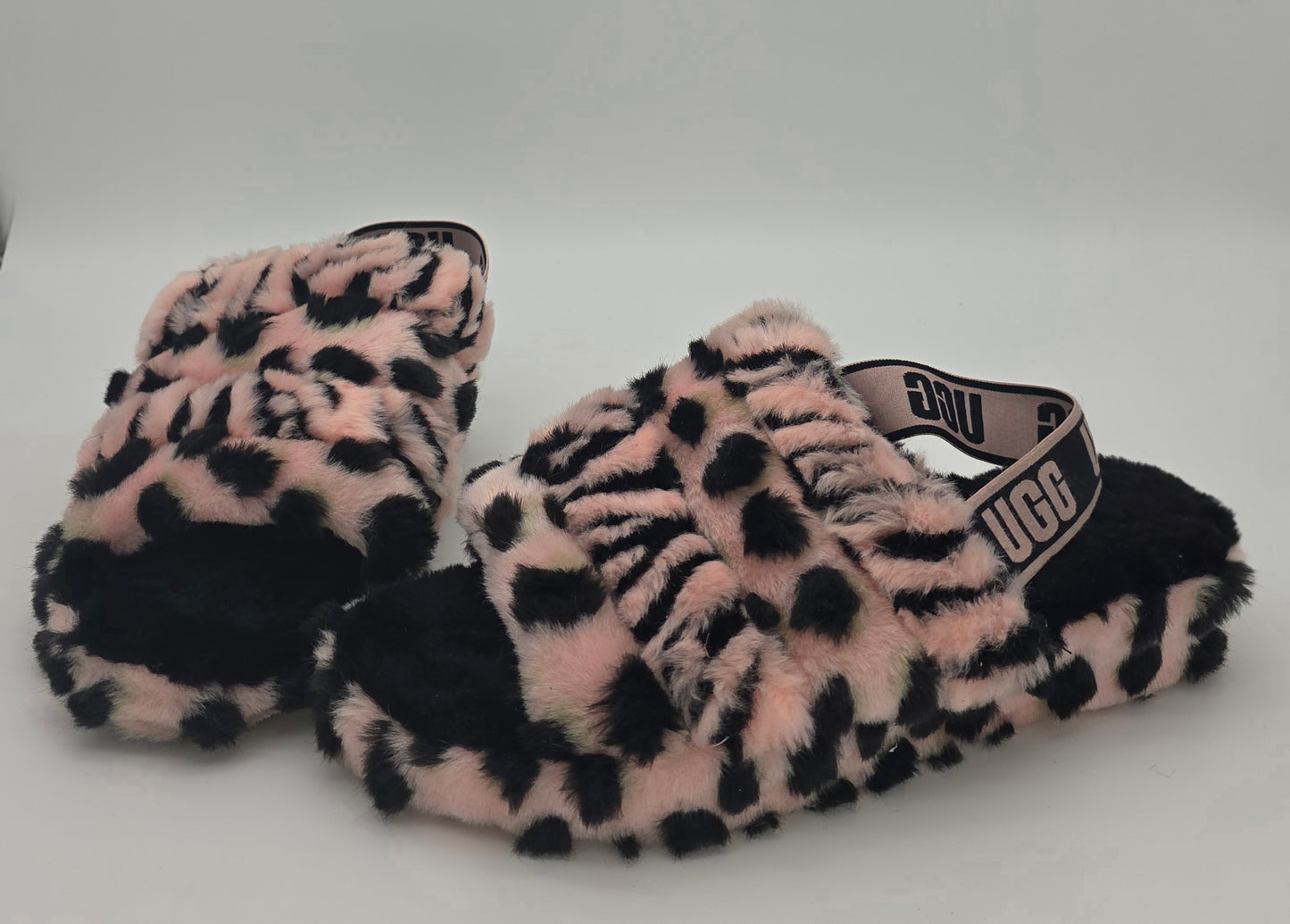 UGG Fluff Yeah Slide Slippers – Pink Leopard Print, Size 11