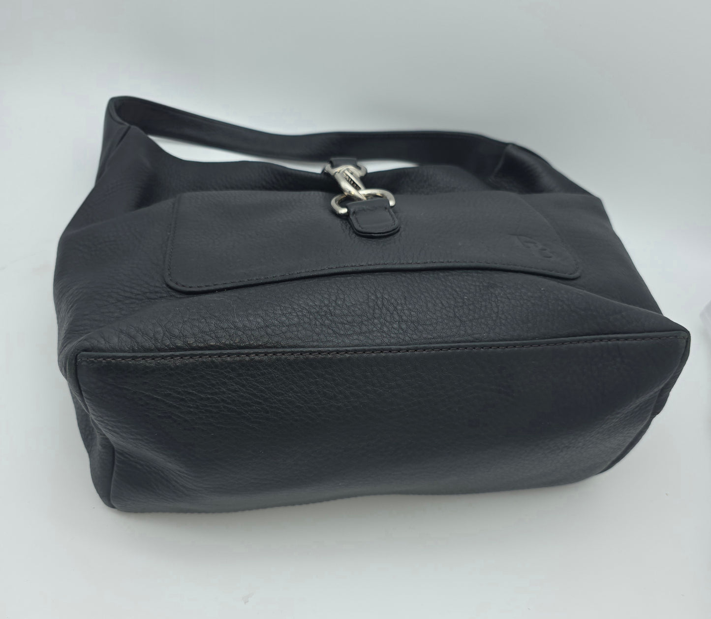 Dooney & Bourke Large Black Pebbled Leather Hobo Bag – Silver Hardware