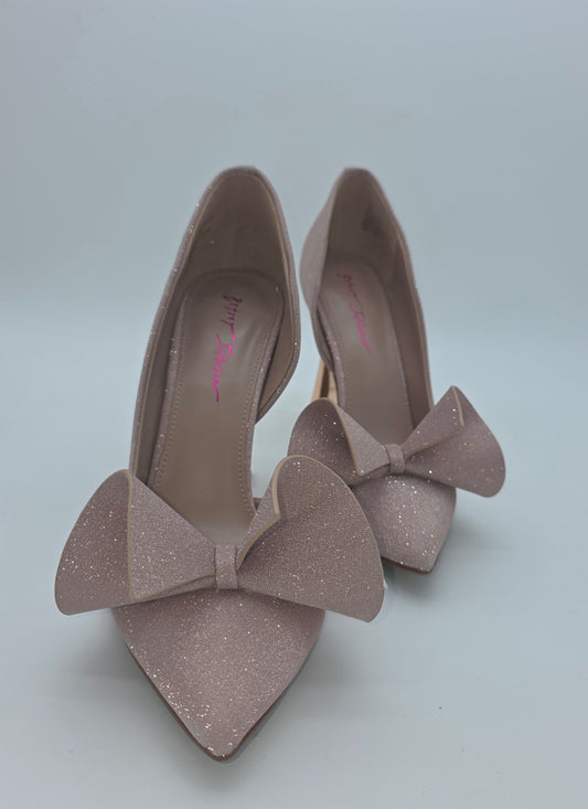 Betsey Johnson "Prince" Glitter Bow Pointed-Toe Pumps – Blush/Rose Gold, Size 11